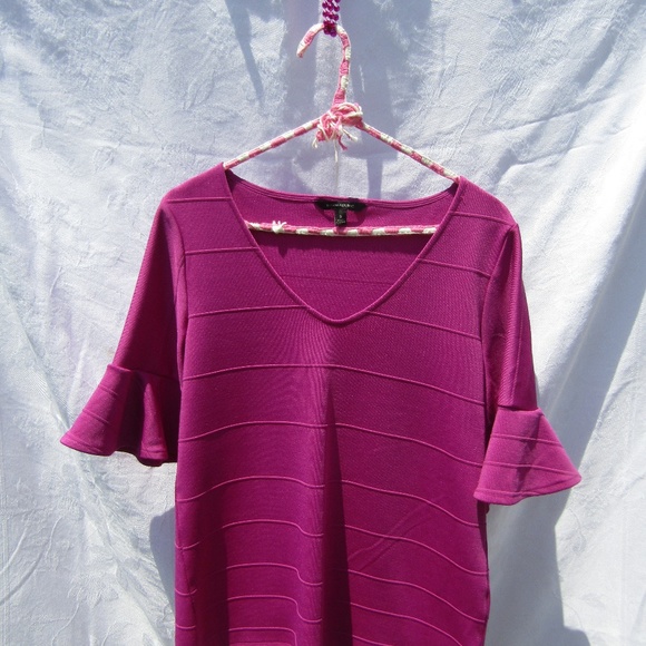 Banana Republic ruffle-sleeved top - Picture 1 of 2